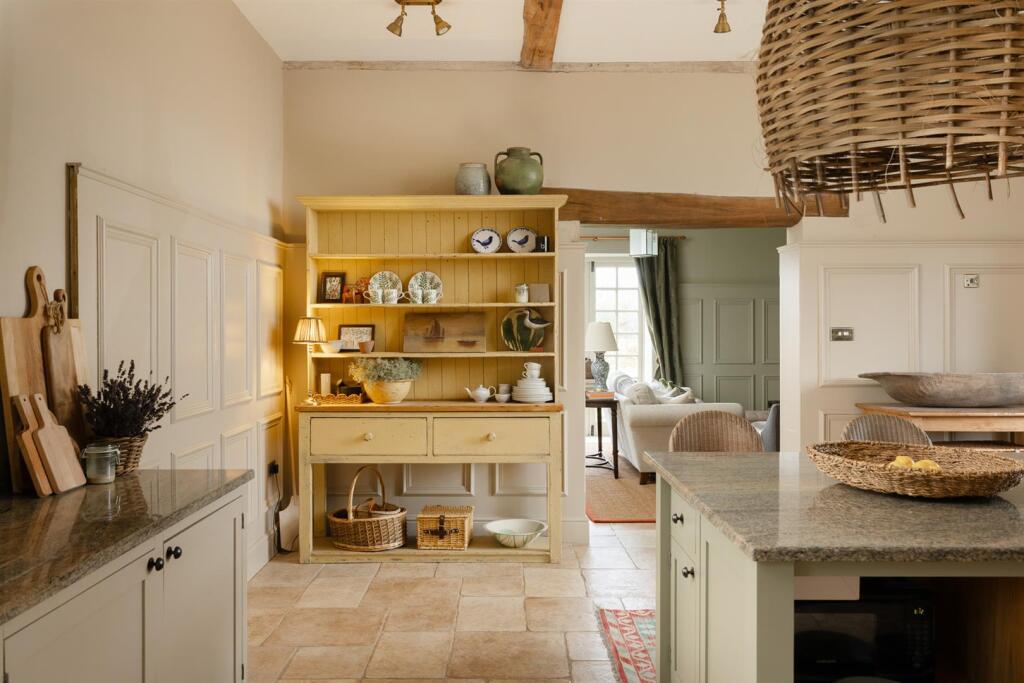 Kitchen/Breakfast Room