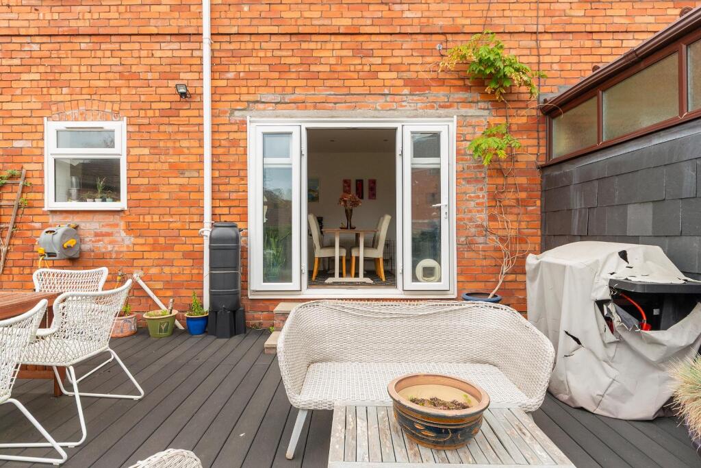 6B7RBR - External D.jpg