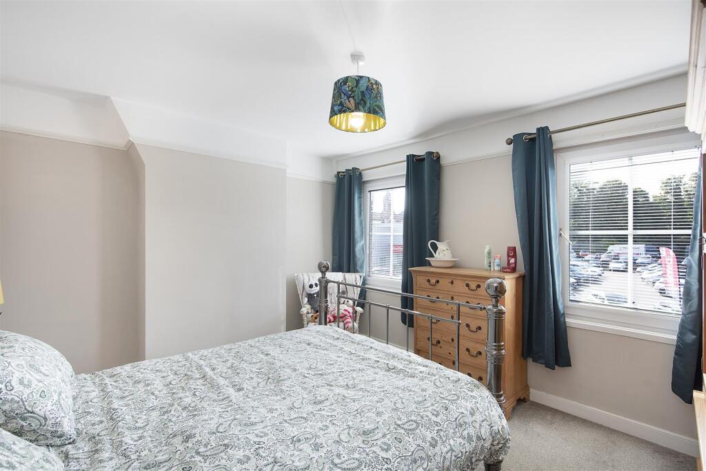 Fornham Road ph18.jpg