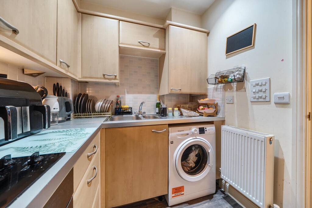 Fitted Kitchen