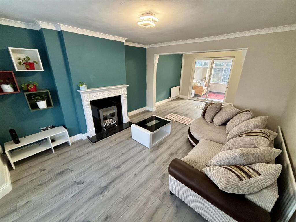 Open Plan Living and Dining Room