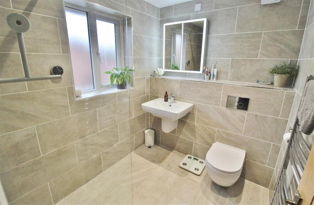 WET ROOM