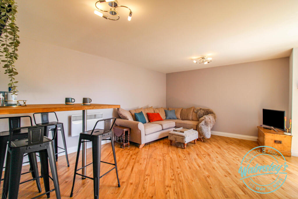 Sitting dining room (note furniture removed).JPG