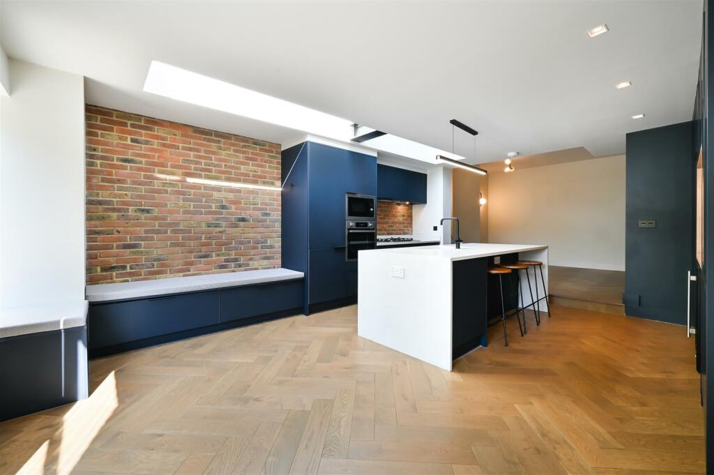 Open Plan Kitchen/Dining/Family Room