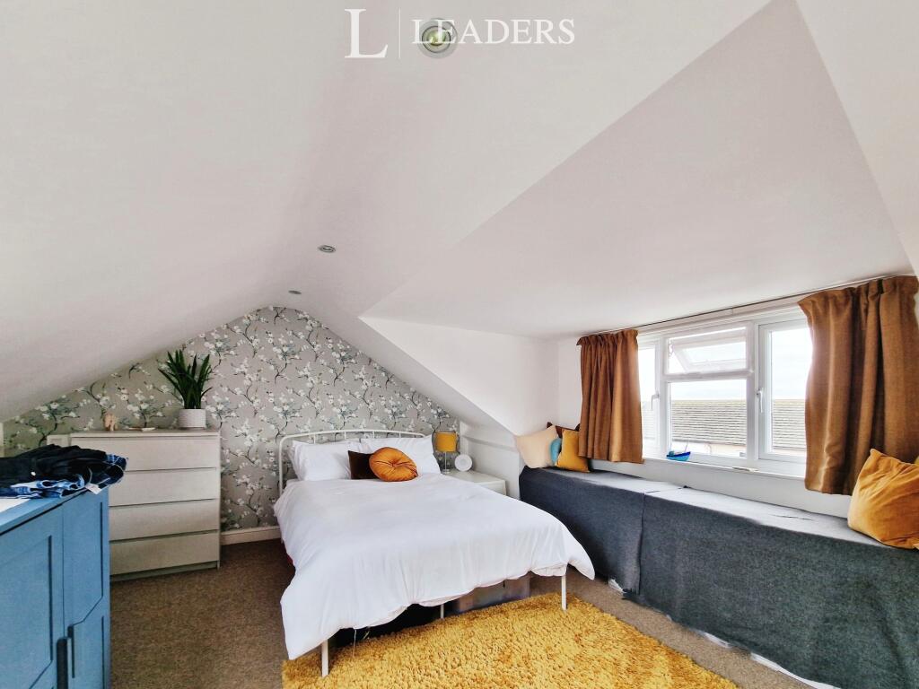 Main Bedroom