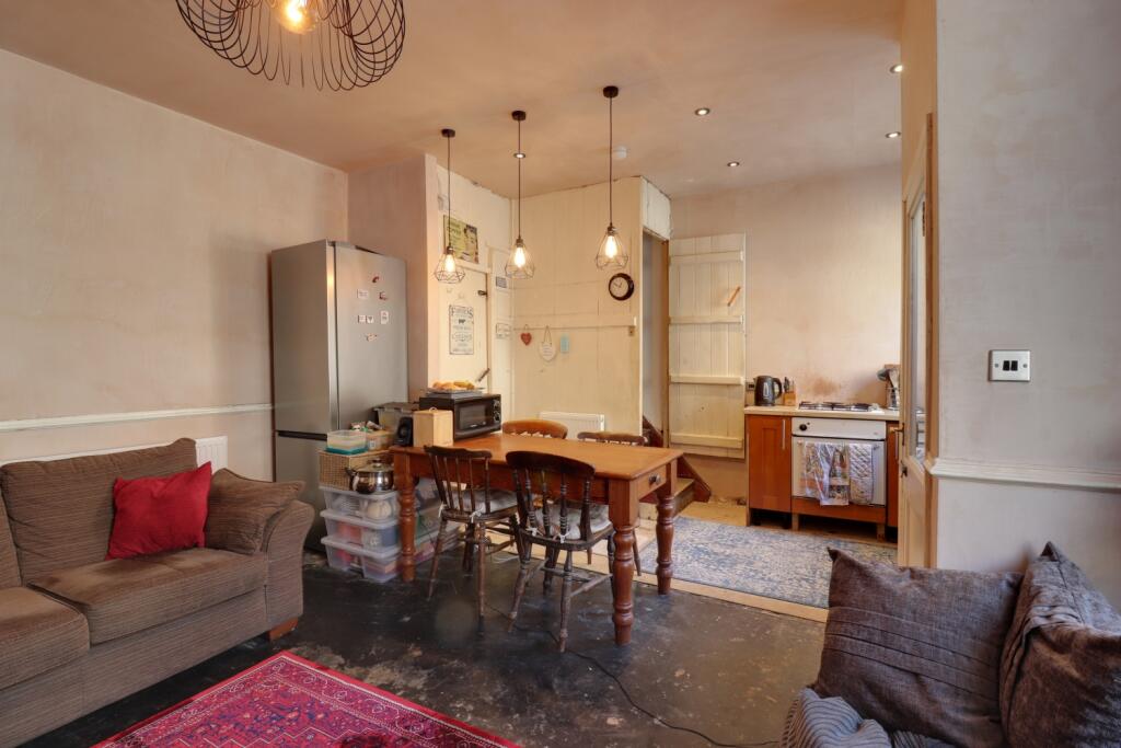 Lounge 3