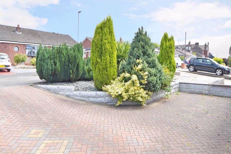 FRONT GARDEN &amp; PARKING