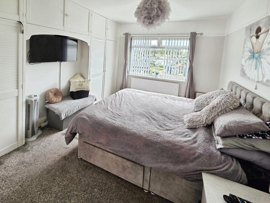 pbox-bedroom-336731.jpg