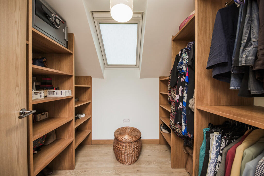 Walk in Wardrobe