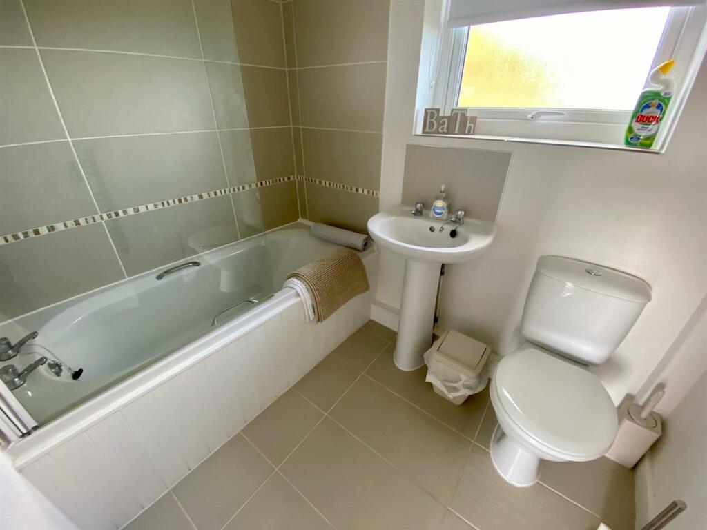 Waterside Park (3).jpg