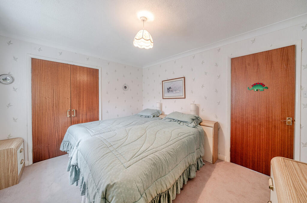 16-681cf6e7d9f58-...