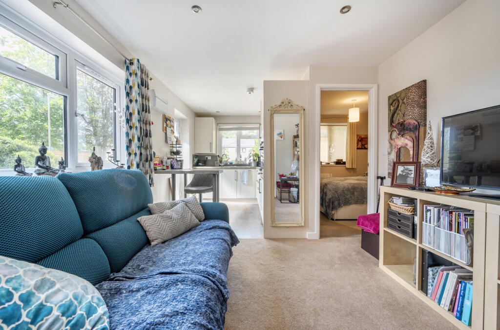 1347538-17-68baea...