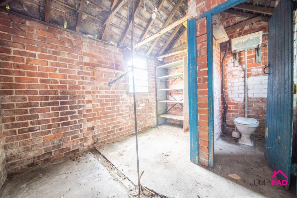 Outbuilding