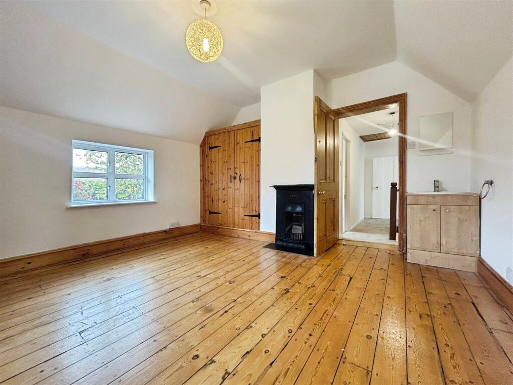 986a210b-4-416E-BB99-39F591D500FD-4158-000002CD750