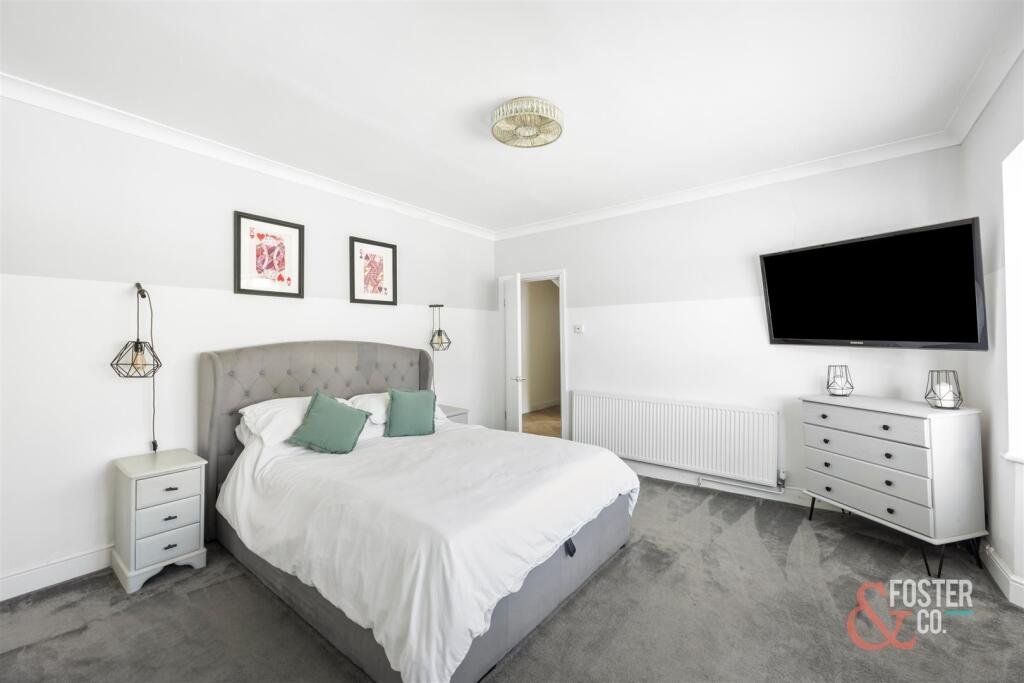 Valley Drive, 91-002.jpg