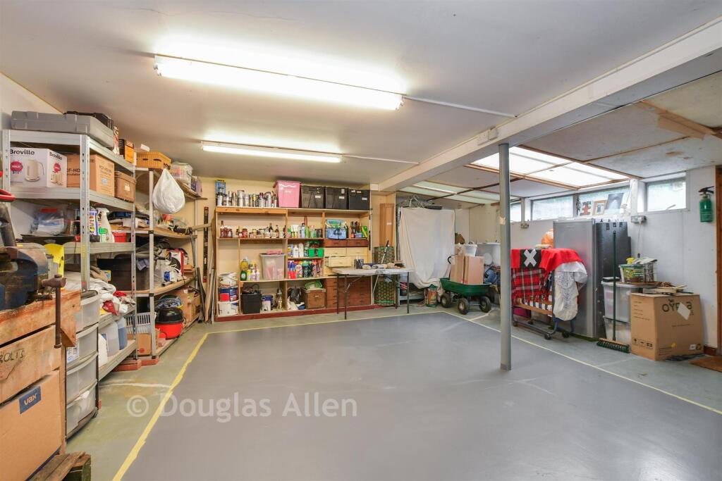 Workshop/Outbuildings *