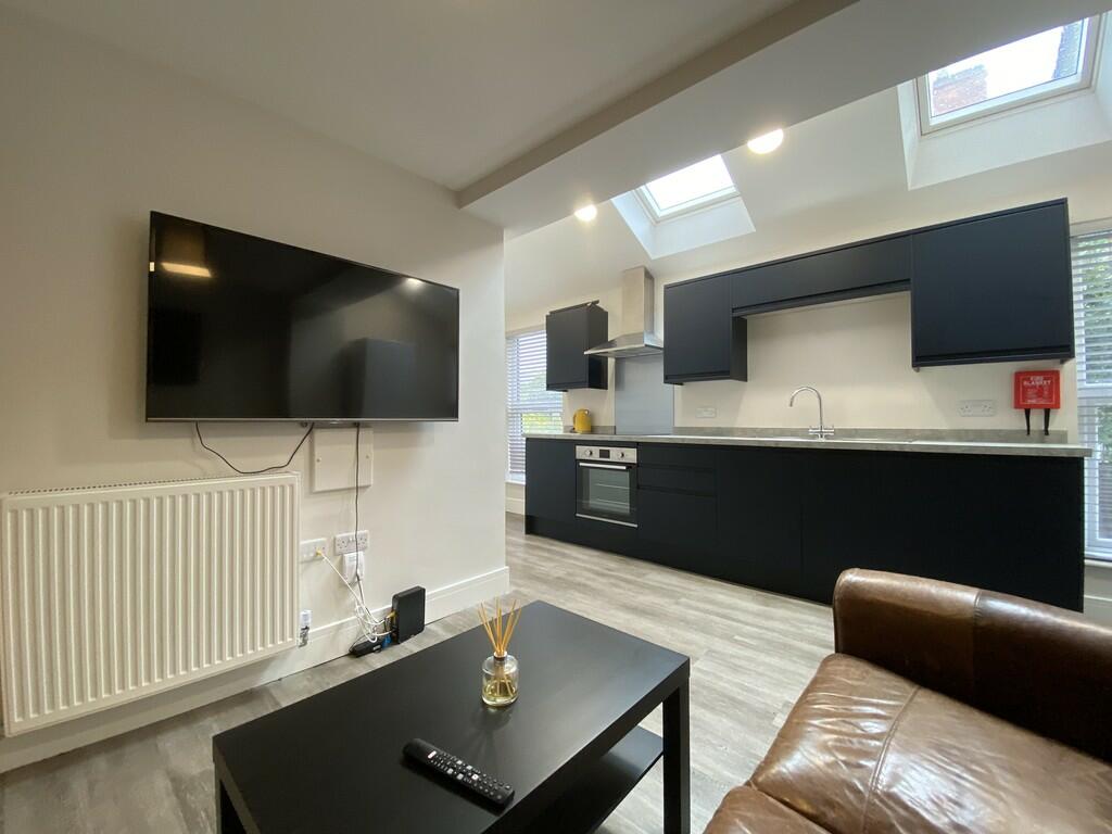 f6 KITCHEN