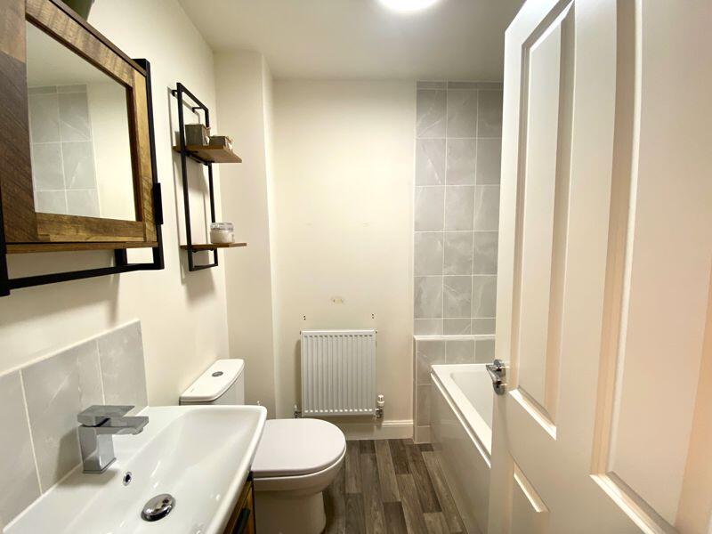 Bathroom (Second Floor)