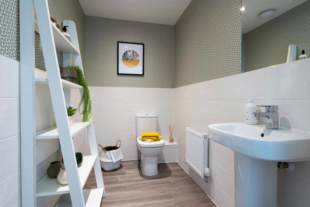 Downstair toilet .jpg