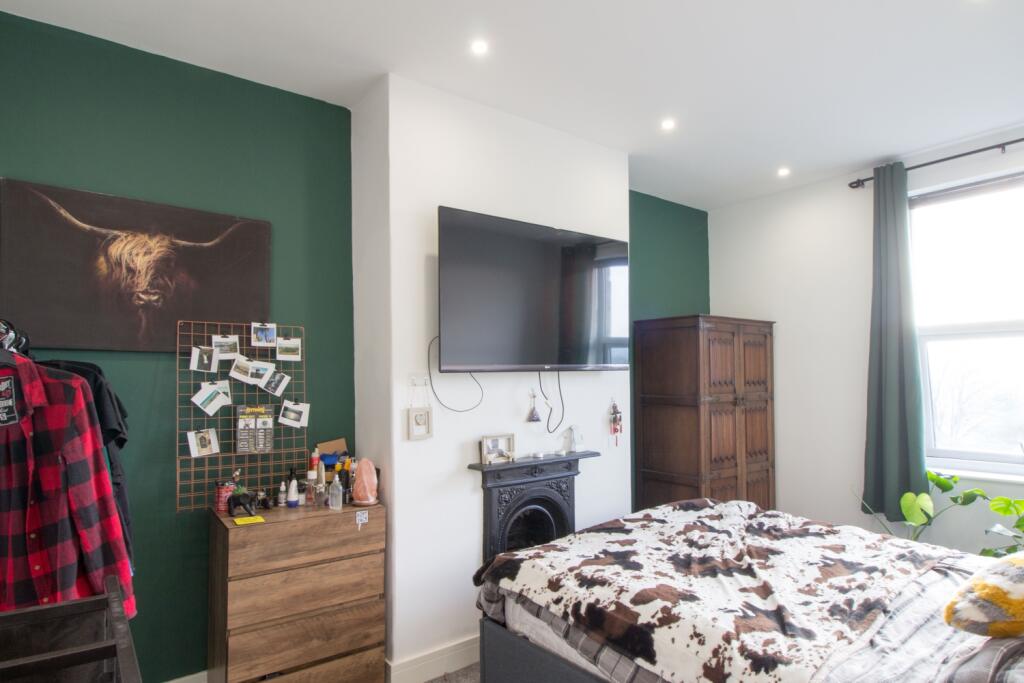 15 Bedroom 2 Nab Lane EweMove Adam Hendry