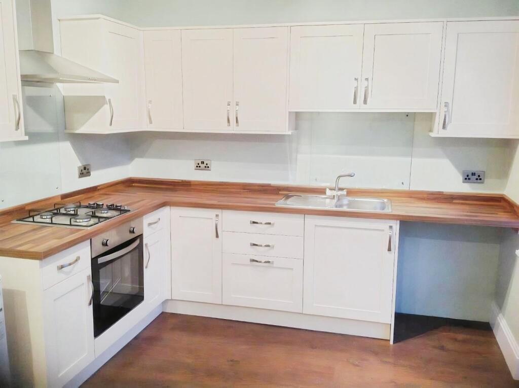 9d20d30b-kitchen.jpg