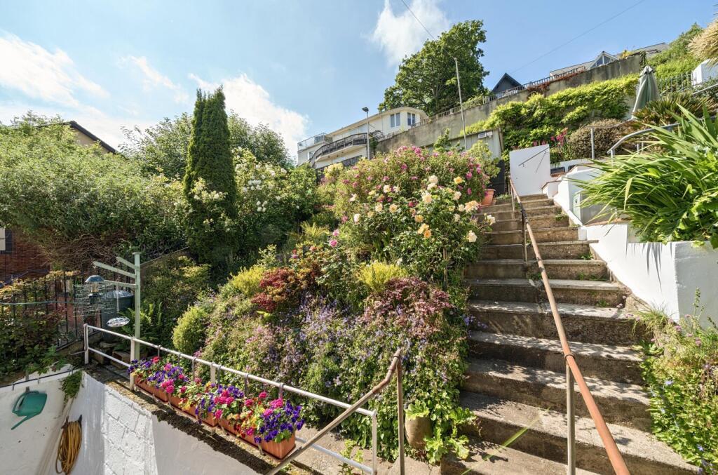 1295857-18-68308d...