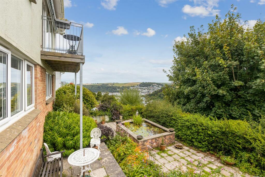 A04 - The Loft 26 Churchfields Dartmouth - 240807.