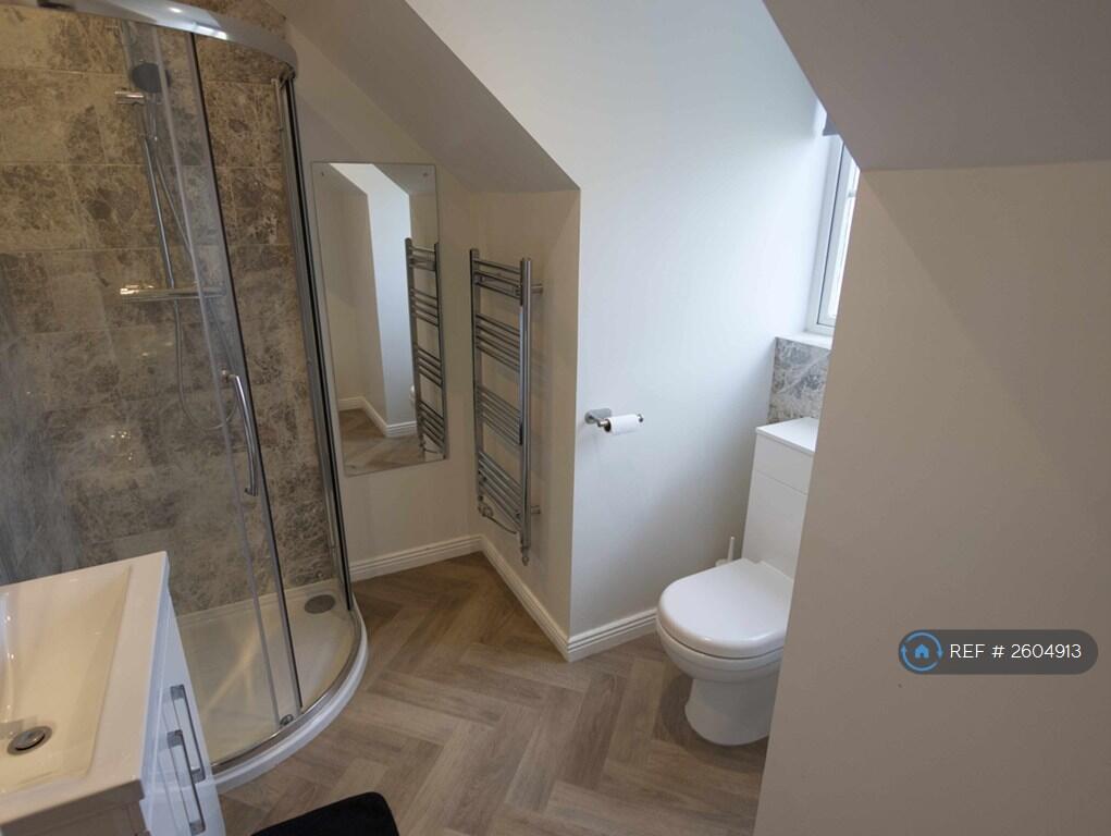 Ensuite Bathroom