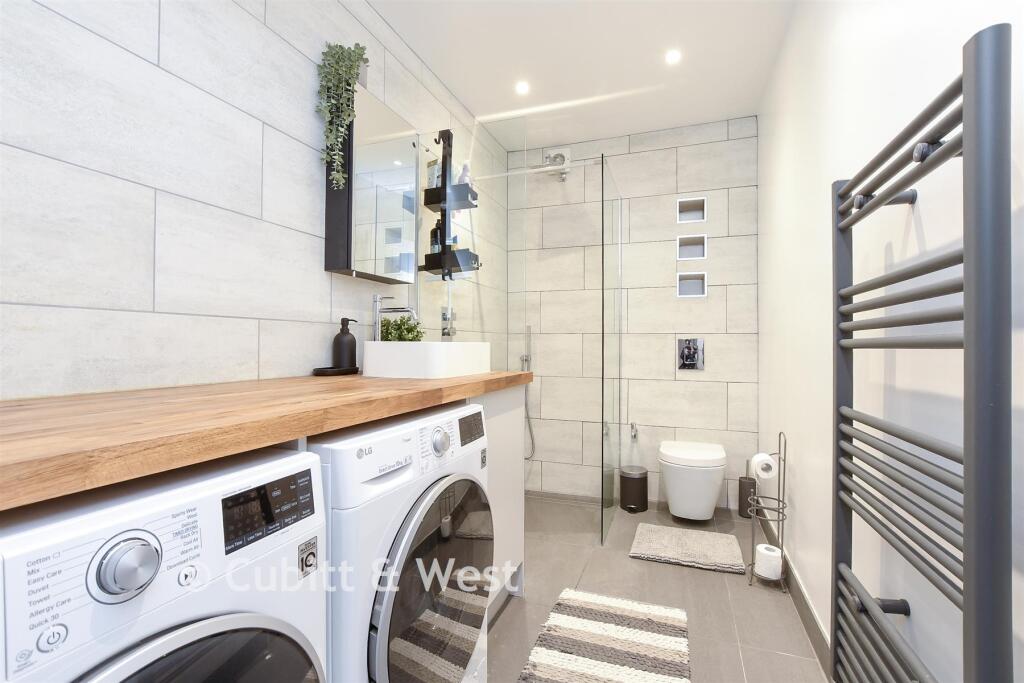 Shower / Utility Room