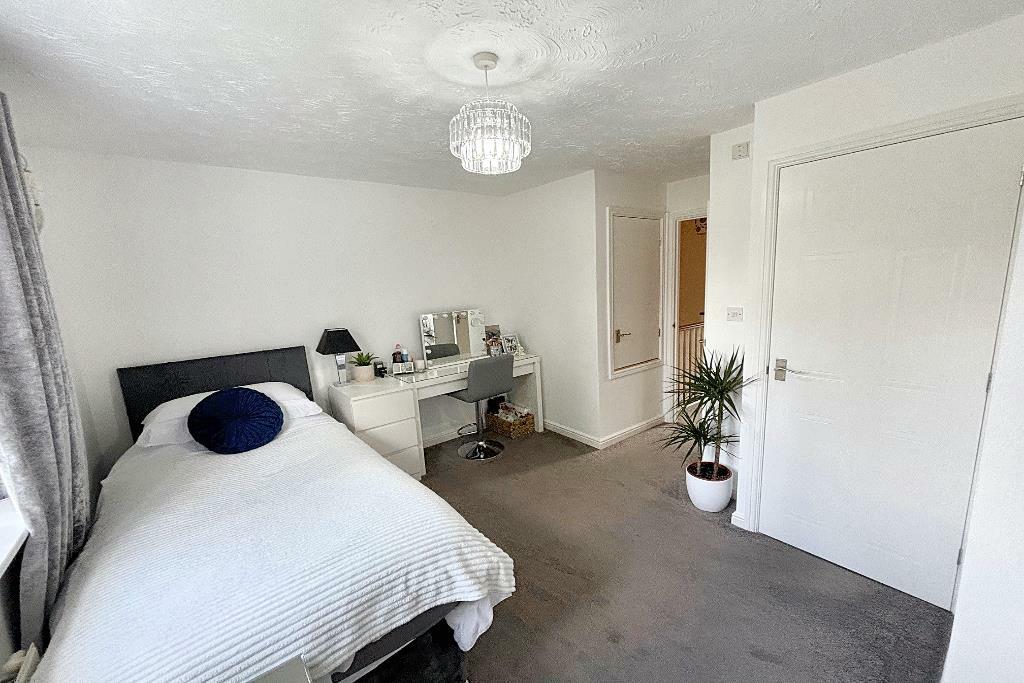 bed 2 (Portal Size).jpg
