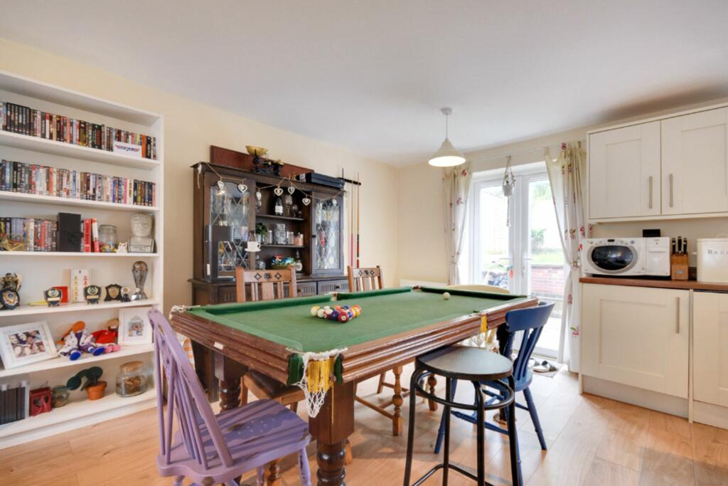 Living Room Diner