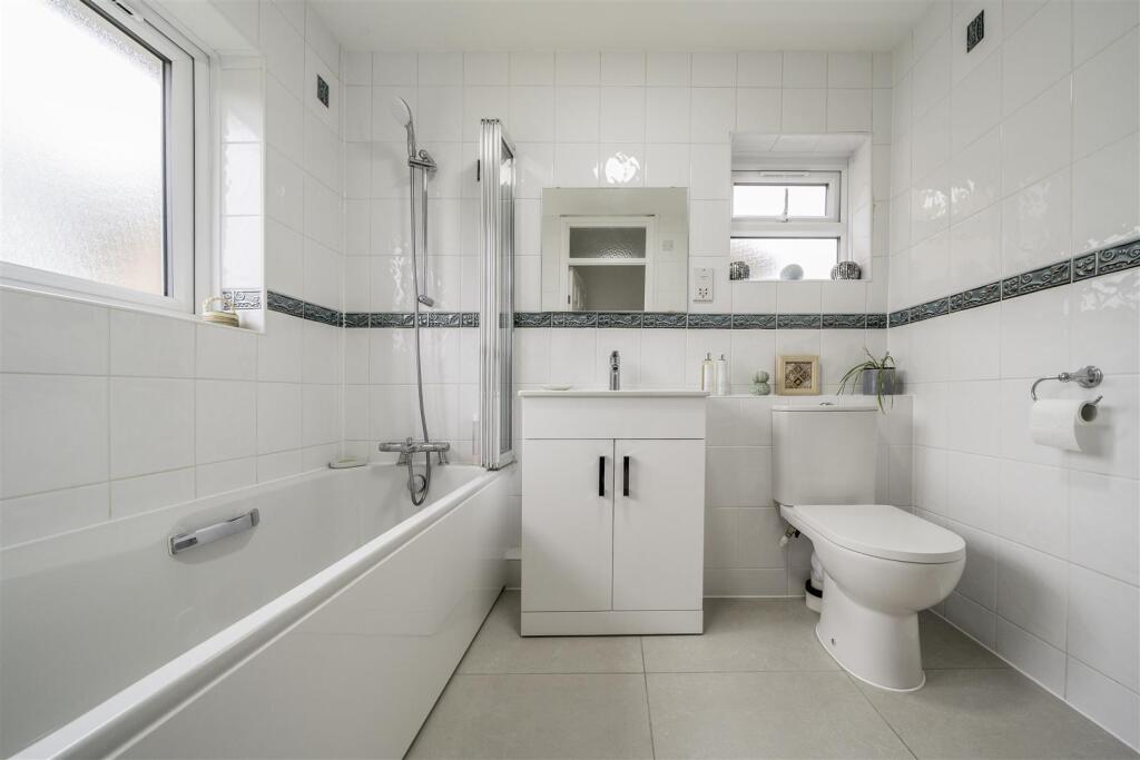 Davidson Frost-Wellings, DFW, Acacia Close, Stanmo