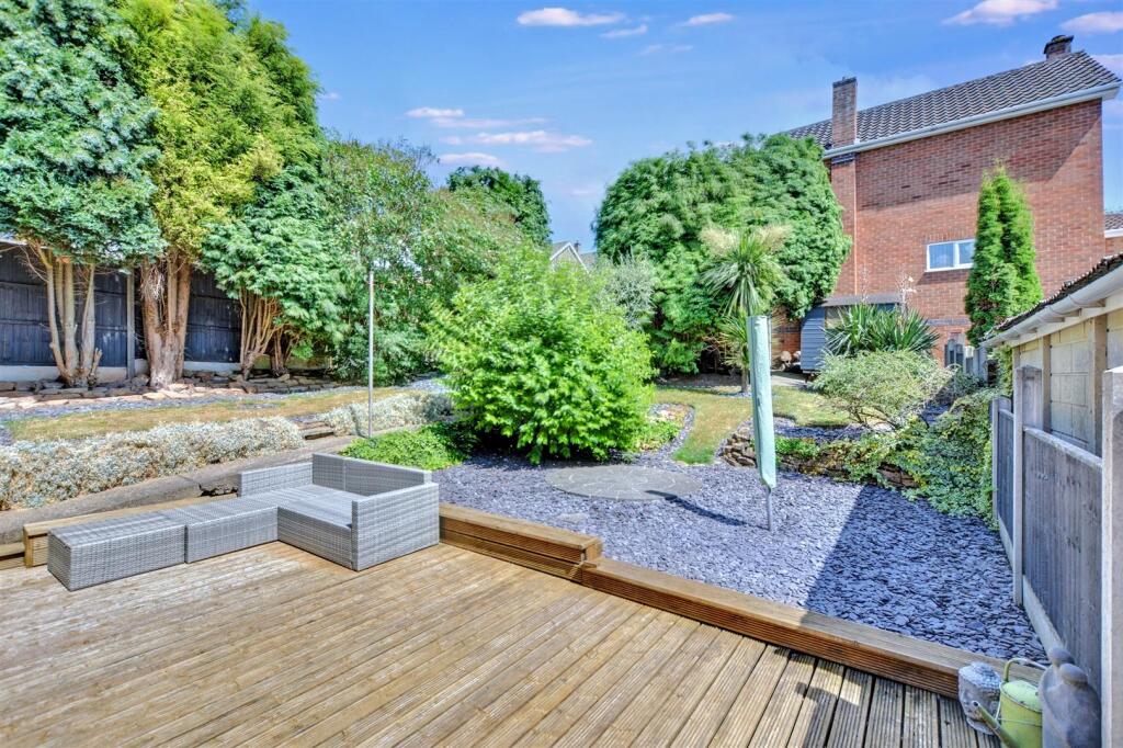 Garden_2.jpeg