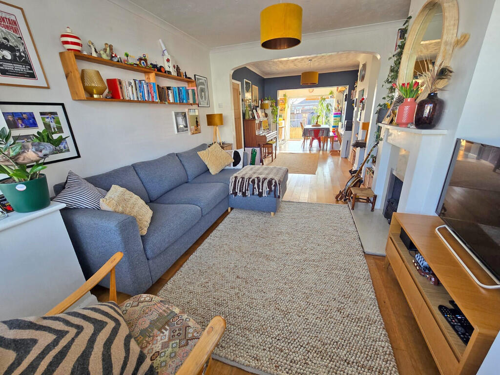 Lroom (1)