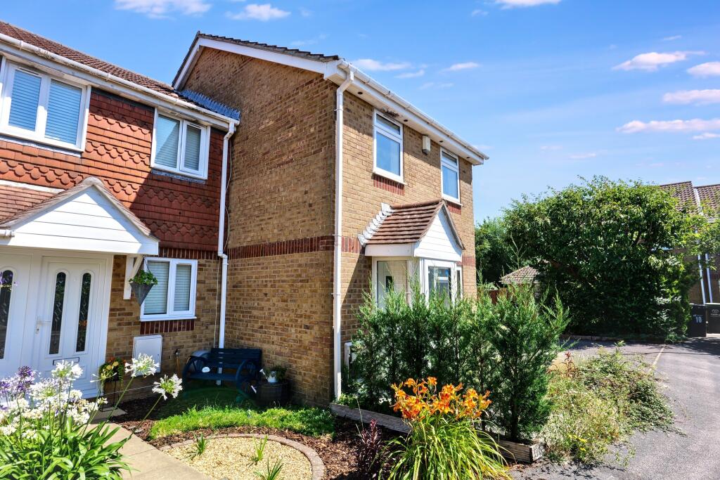 9 Madison Close, Gosport, PO13 9UL