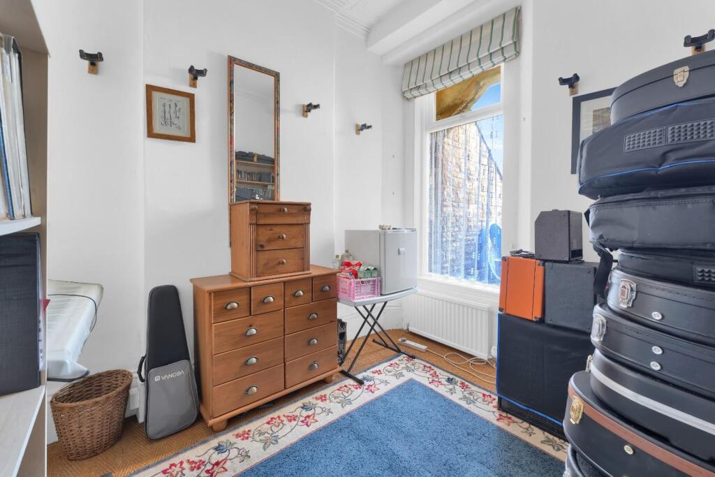 MT 6 Ellenborough Park Road, WSM 7.jpg