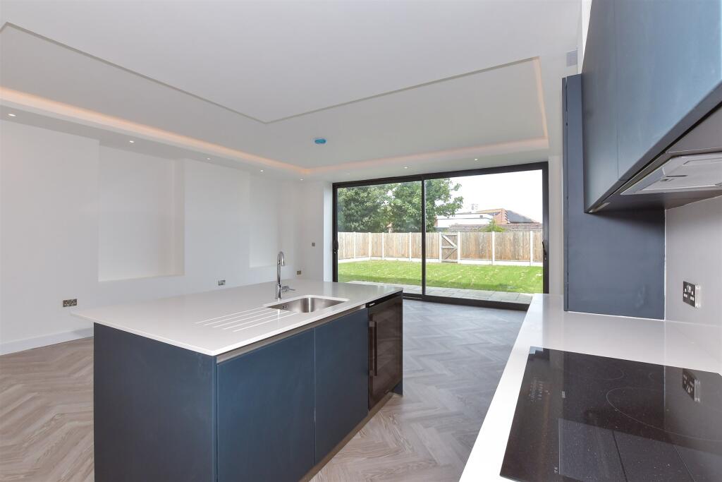 Lounge/ Kitchen/ Diner