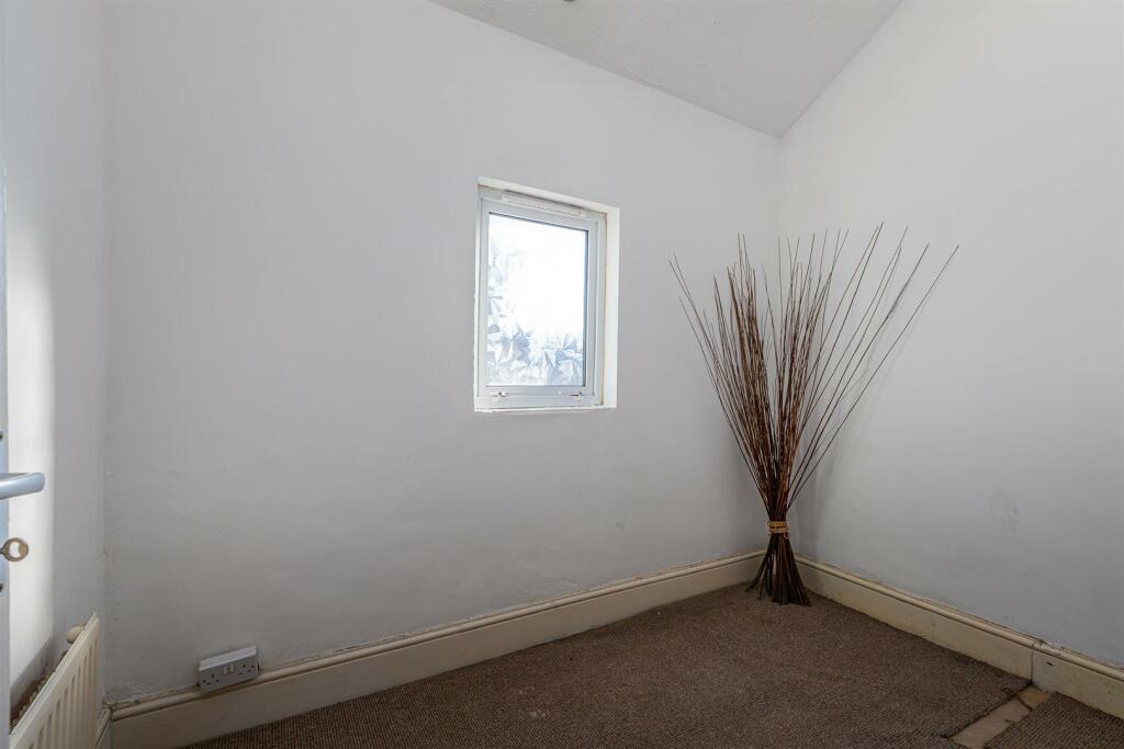 Summerfield Avenue 40-16.jpg