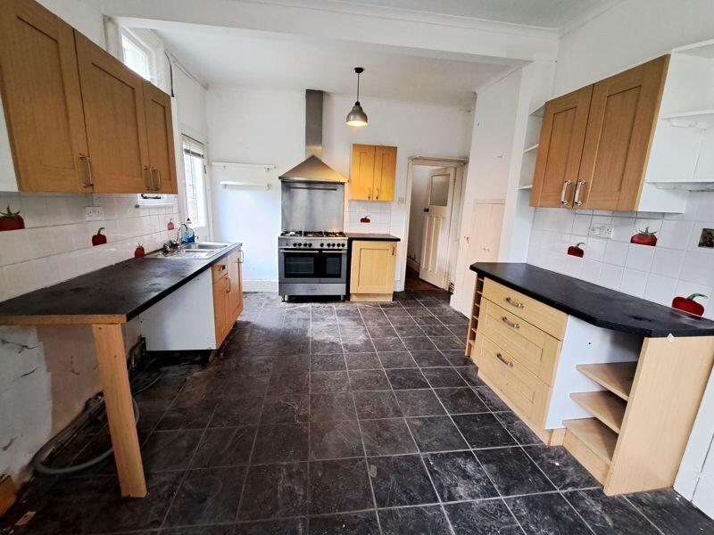 Kitchen 2