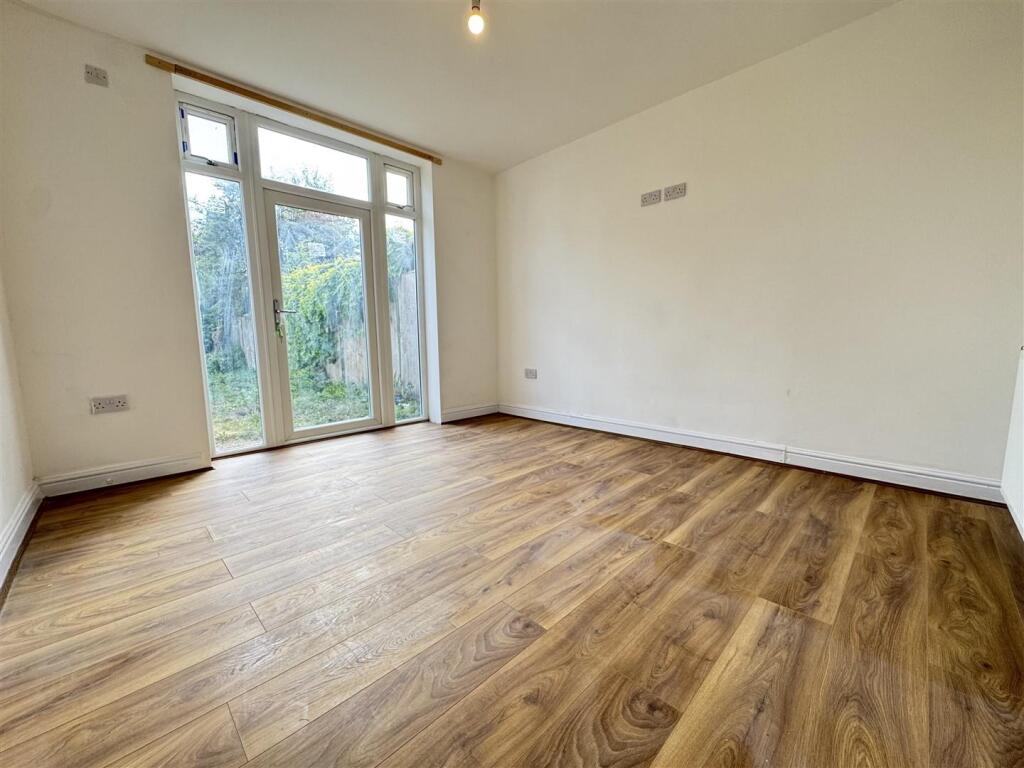 IMG_8604 (Large).JPG