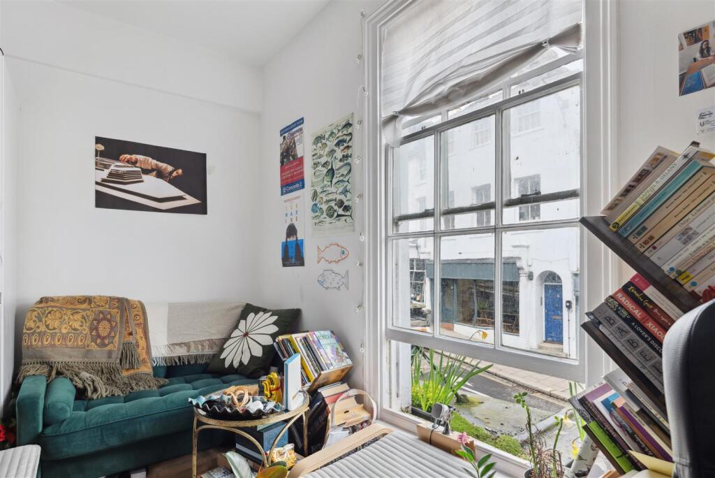 flat 2 - internal pic - 10.jpeg