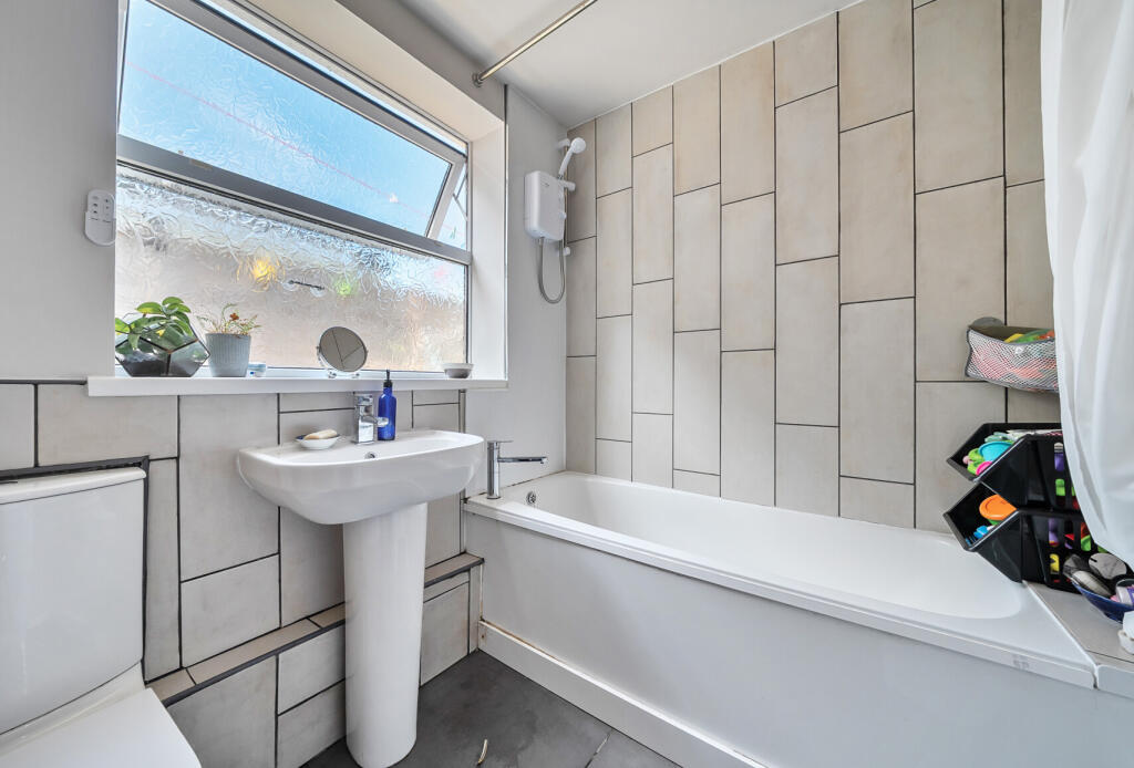 1305238-6-6851474...