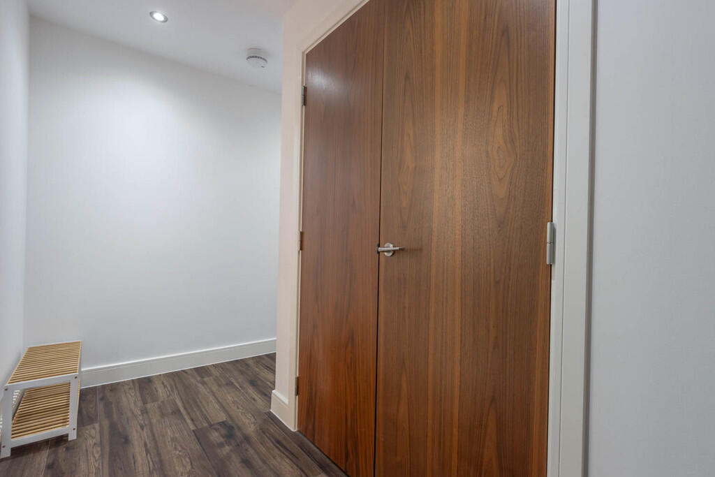 49 Regency Place ...