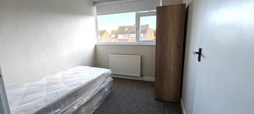 Bed 3