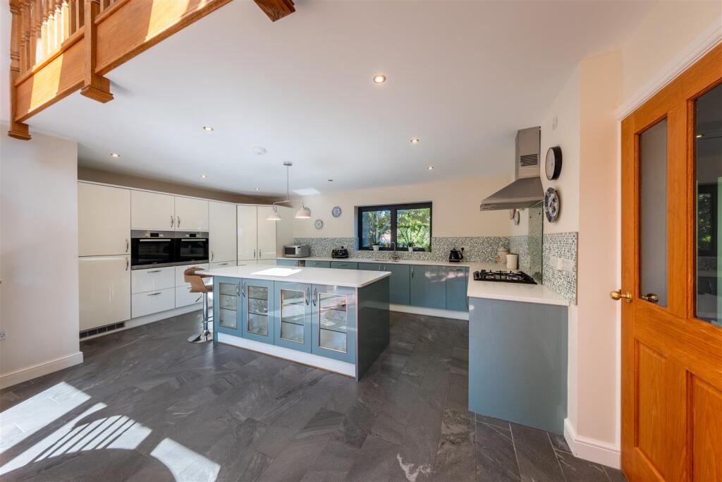 Lichfield Cottage-001.jpg