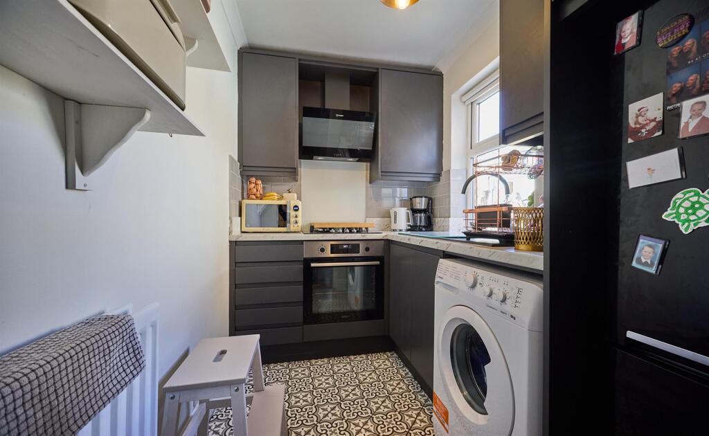 Refitted kitchen to rear