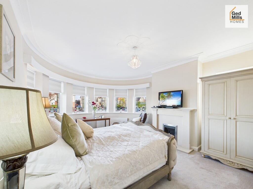 CAM02899G0-PR0069...