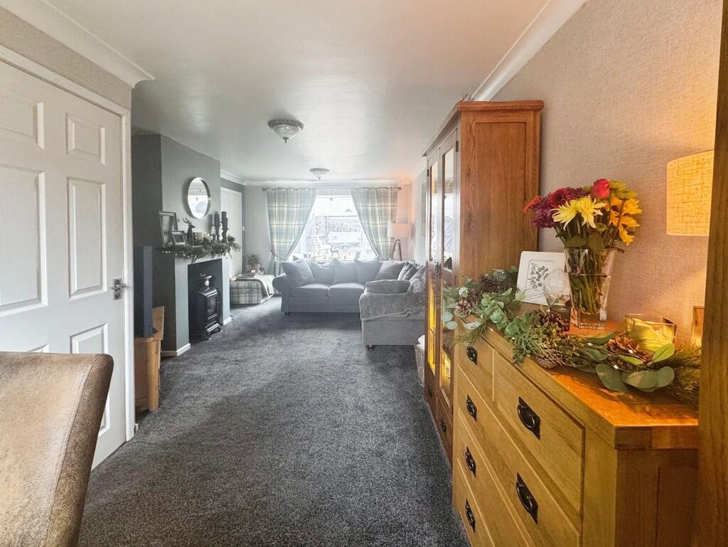 5b4dfba0-image_pi...