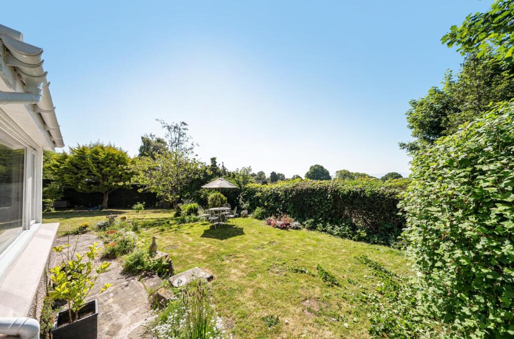 1287638-3-68277d5fba3a1-ARW1287638-3-68277d5fba3a1