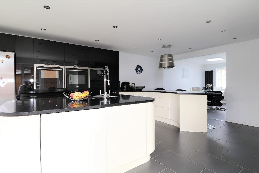 Kitchen-Family Room